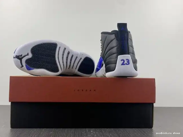Cheap AO6068-004 Air WMNS Hyper Royal 12 Jordan 0611